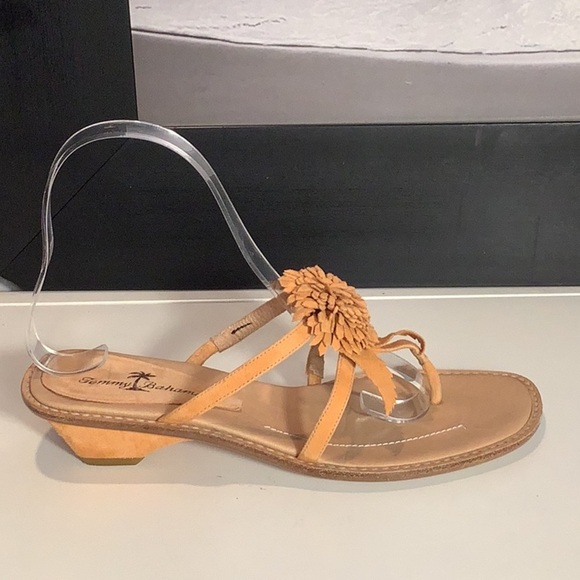 Tommy Bahama Peach Suede Flower Thong Slip On Low Heel Sandal Sz 6.5 - Picture 4 of 12